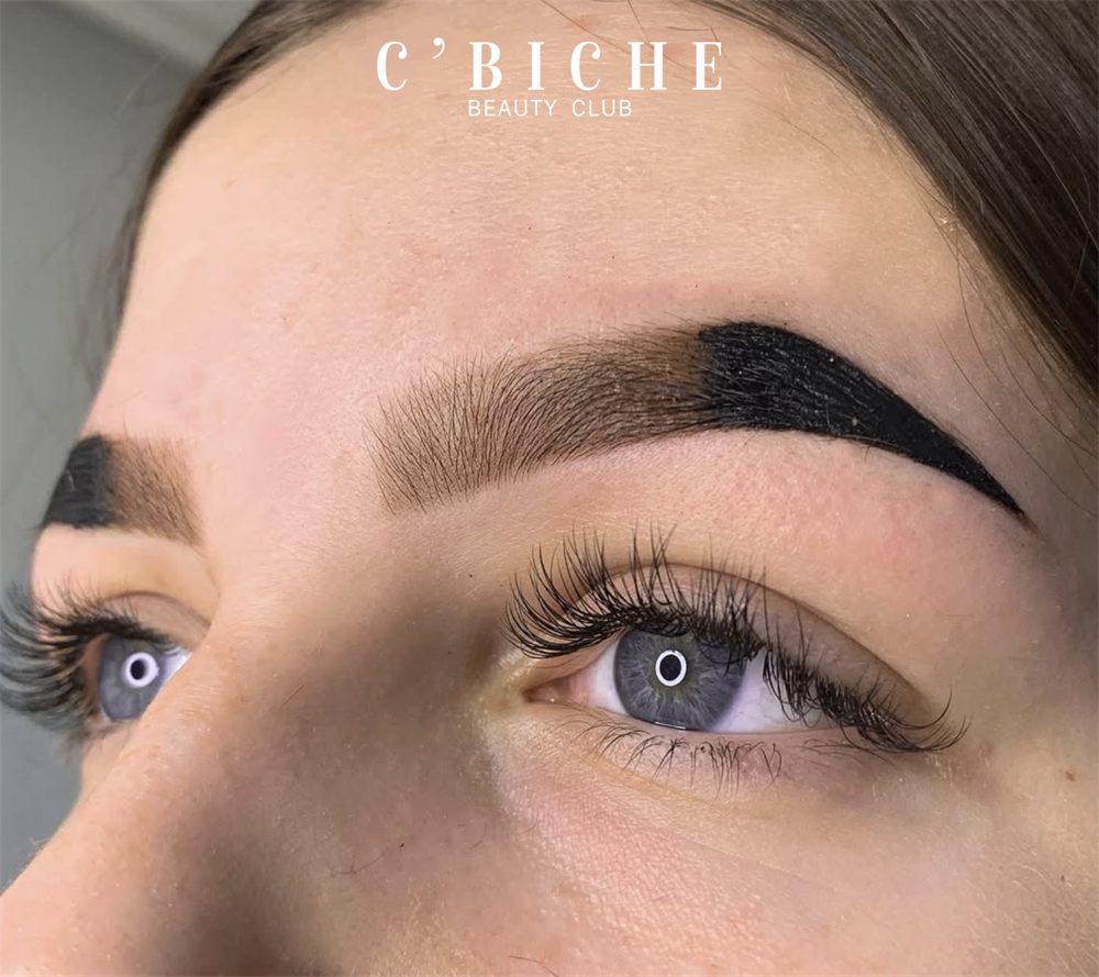 Rehaussement de cils et sourcils
